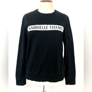 Authentic Chanel sweatshirt, super cute